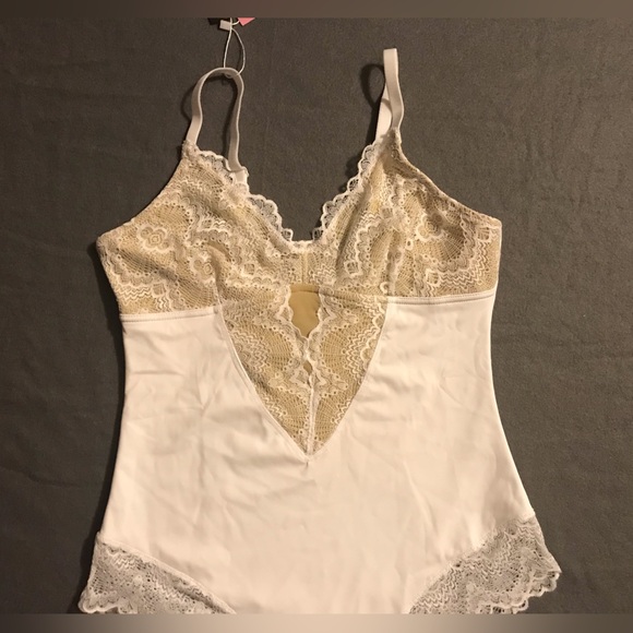 NWT Lace Shapewear Compression Bodysuit - Picture 6 of 16